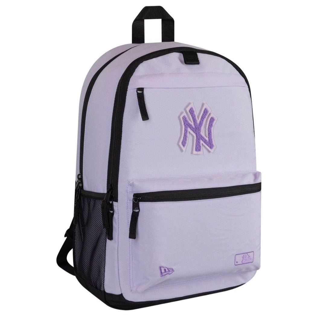 Mochila New Era Yankees Applique Delaware – Lila Pastel - intershopgc - Tienda de gorras online - Maspalomas