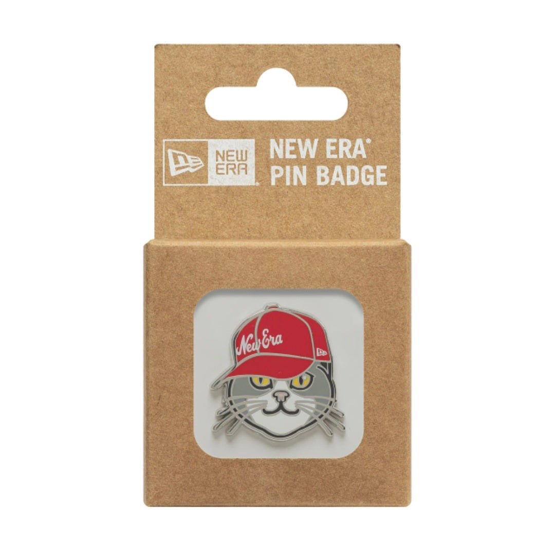 Pin new era gato cat rojo con gorra - intershopgc caps