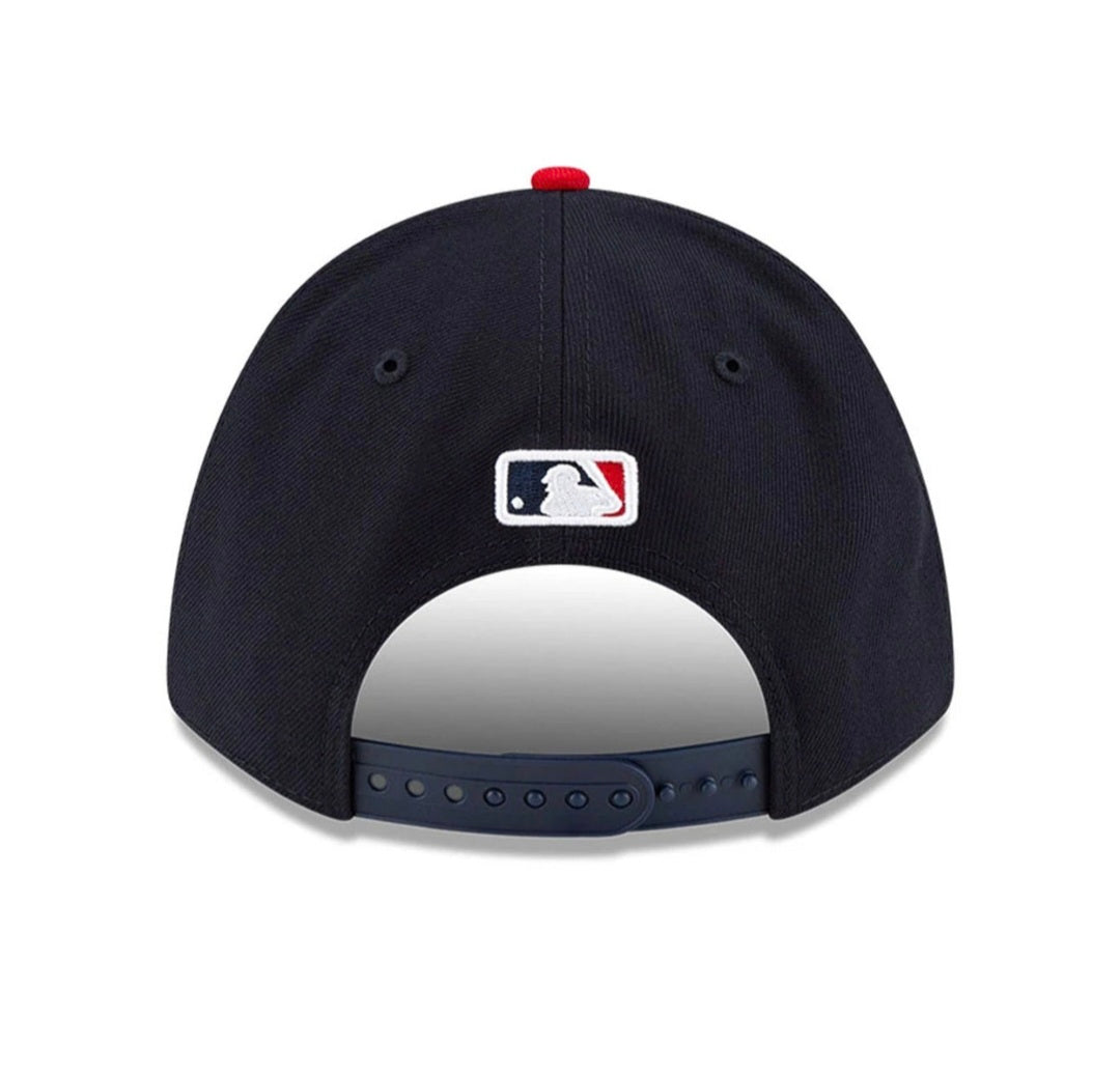Gorra New Era 9FORTY M-Crown Atlanta Braves – Azul Marino y rojo