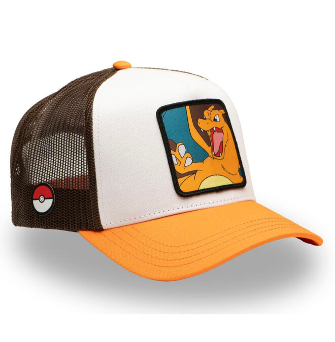 Gorra capslab pokemon chamander- blanca naranja y marrón