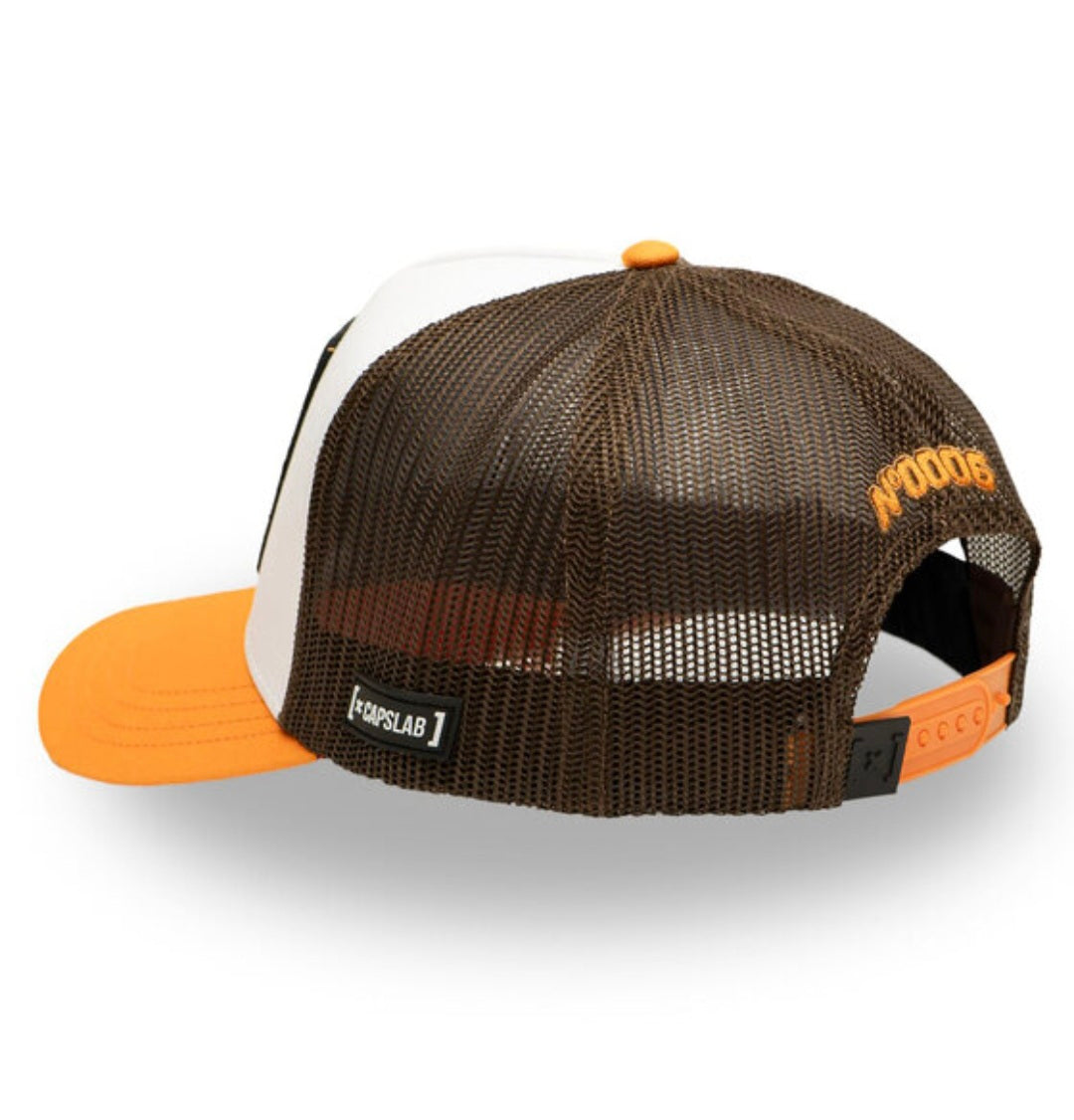 Gorra capslab pokemon chamander- blanca naranja y marrón