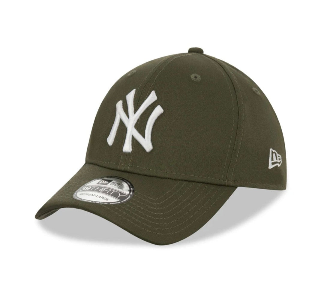 Gorra New Era Yankees 39THIRTY – verde caqui