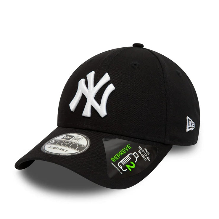 Gorra New Era NY Yankees Negra Repreve League Essential 9FORTY
