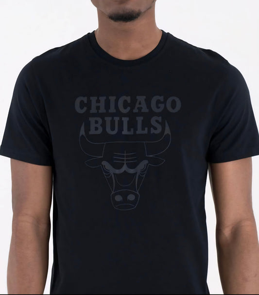 Camiseta new era Bulls NBA regular negra sobre negro - intershopgc caps store