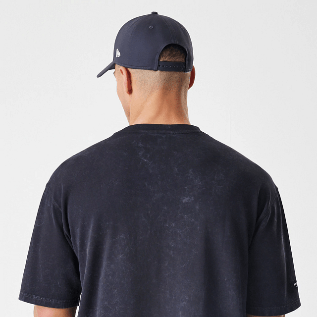 Camiseta new era mclaren negro lavado oversize - Mundogorrasgc