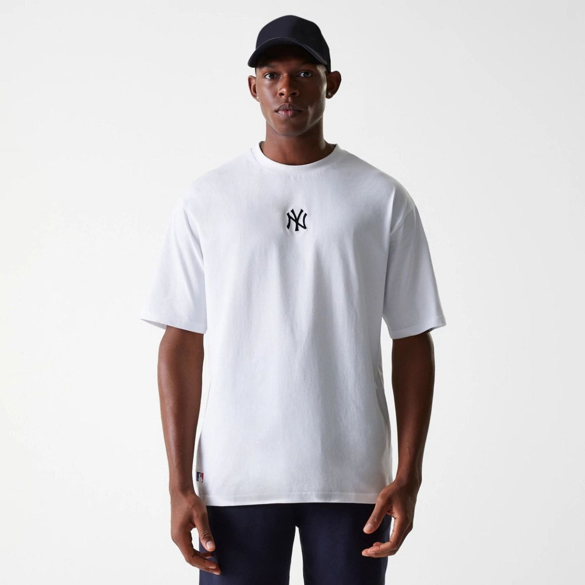 Camiseta NY Yankees Essential Oversize blanca - Mundogorrasgc