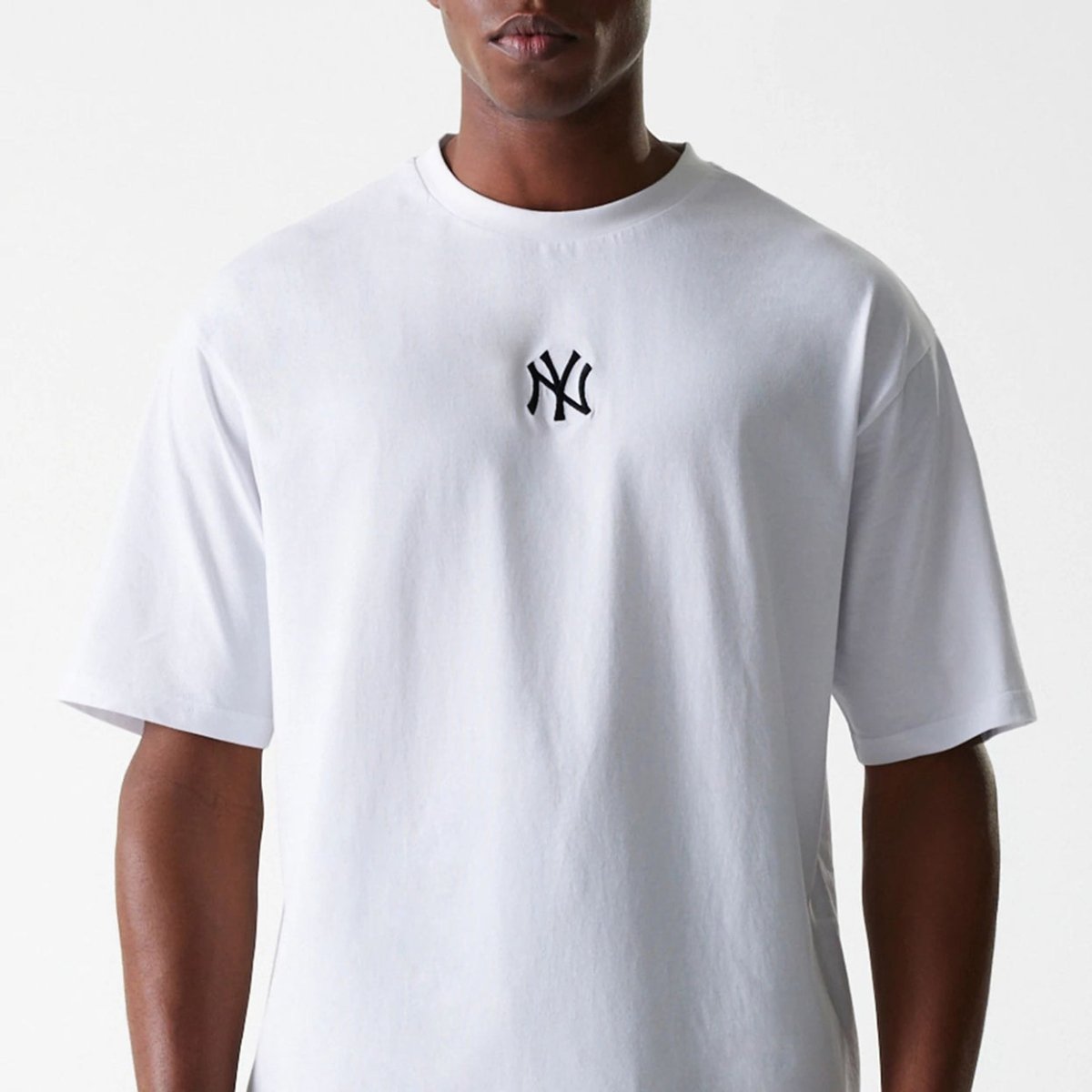 Camiseta NY Yankees Essential Oversize blanca - Mundogorrasgc