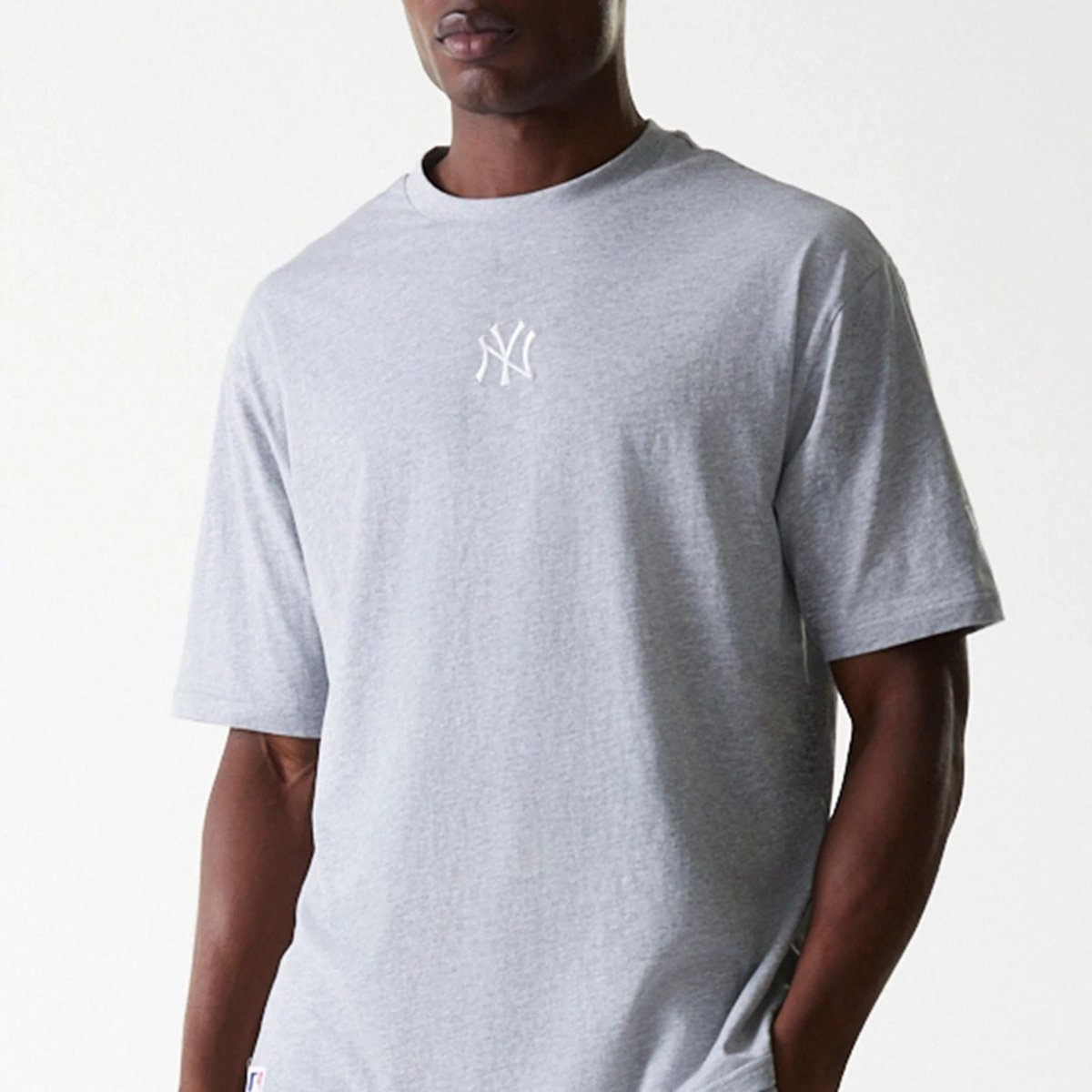 Camiseta Oversized New York Yankees MLB League Essential gris - Mundogorrasgc