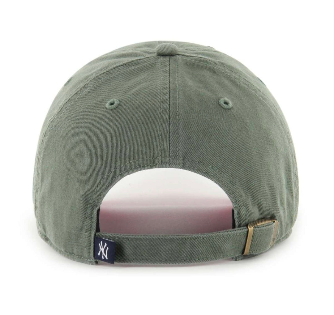 Gorra ’47 Clean Up New York Yankees verde oliva mariposas - intershopgc - Tienda de gorras online - Maspalomas