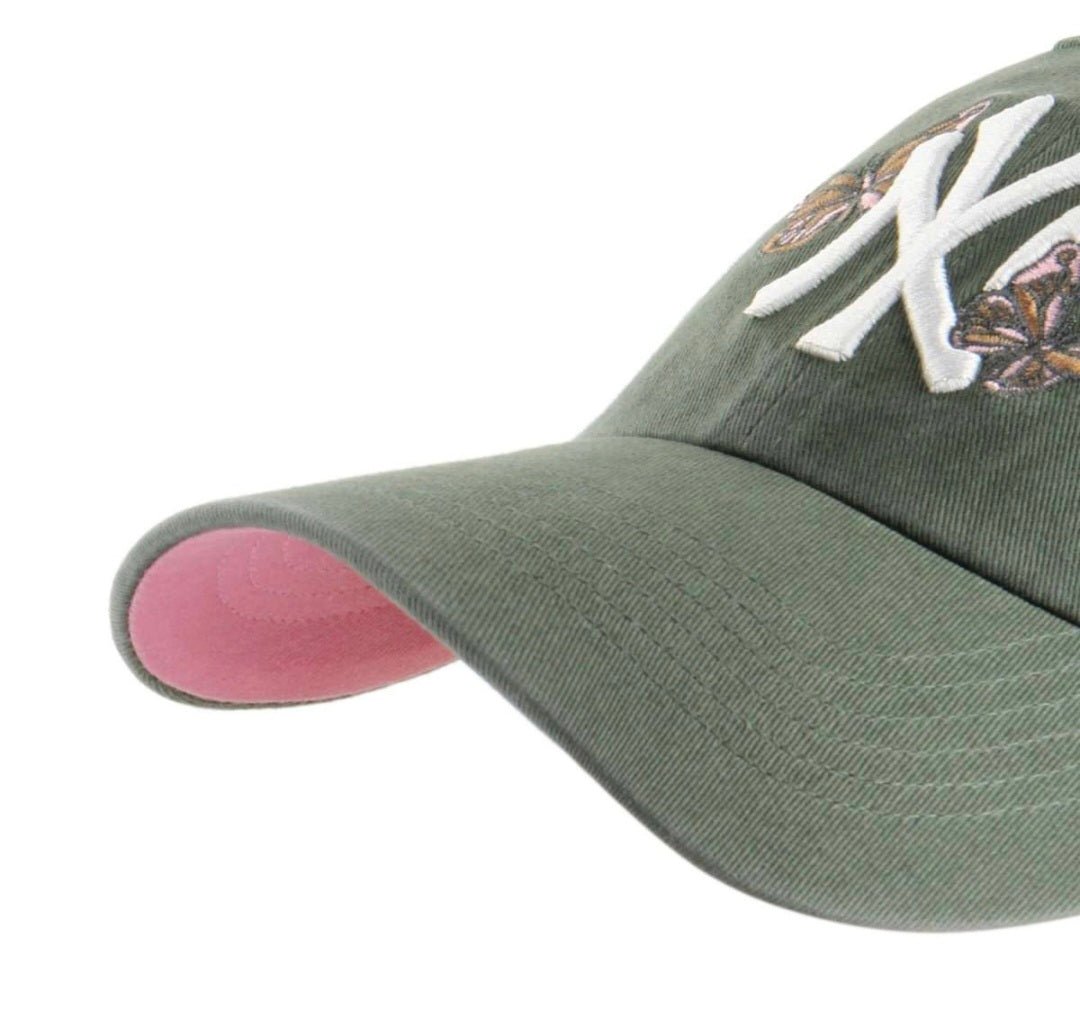 Gorra ’47 Clean Up New York Yankees verde oliva mariposas - intershopgc - Tienda de gorras online - Maspalomas