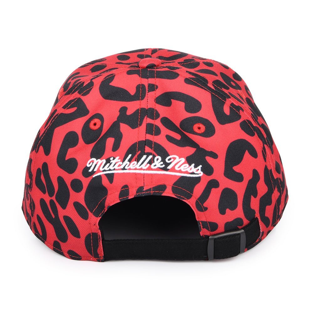 Gorra Bulls “Wild Style” Roja y Negra – Estampado salvaje - intershopgc - Tienda de gorras online - Maspalomas