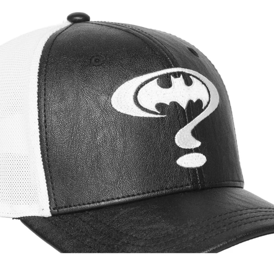 Gorra capslab batman negra y blanca enigma - intershopgc caps
