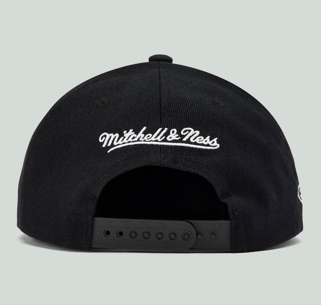 Gorra Mitchell & Ness Boston Celtics Top Spot Snapback Negra