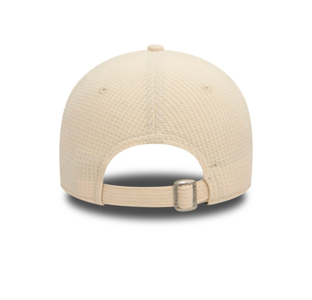 Gorra mujer manchester united new era 9FORTY beige - intershopgc caps store