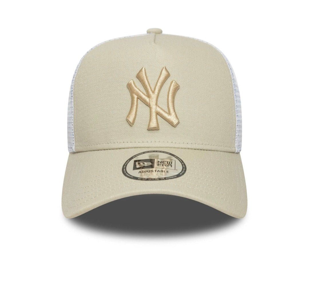 Gorra New Era League Essential 9FORTY E - Frame Trucker Beige – New York Yankees - intershopgc