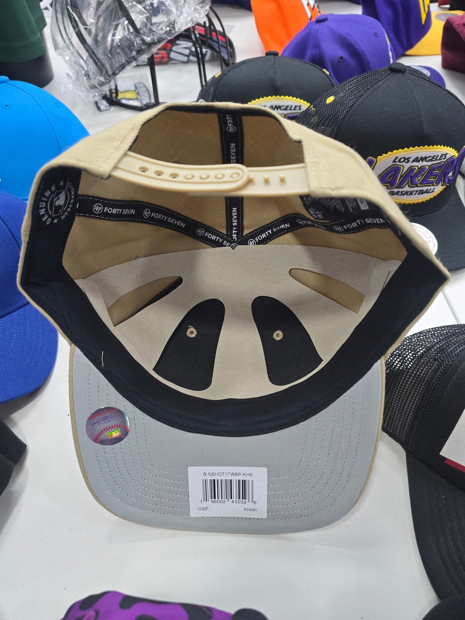 Gorra plana ny khaki blanco 47 CAPTAIN snapback - intershopgc - Tienda de gorras online - Maspalomas