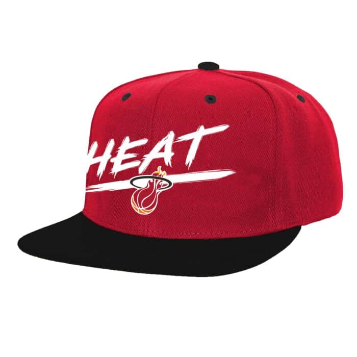 Transcript snapback miami heat roja y visera plana negra