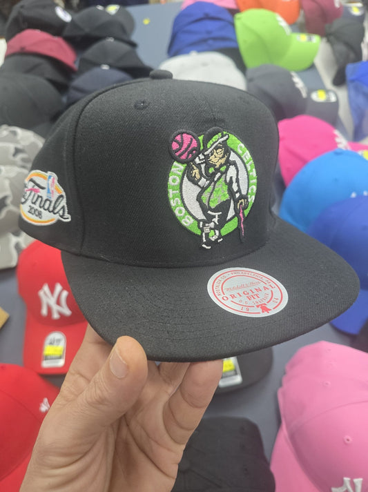 NEON TROPICAL boston celtics negra finales del 2008 visera plana - intershopgc - Tienda de gorras online - Maspalomas