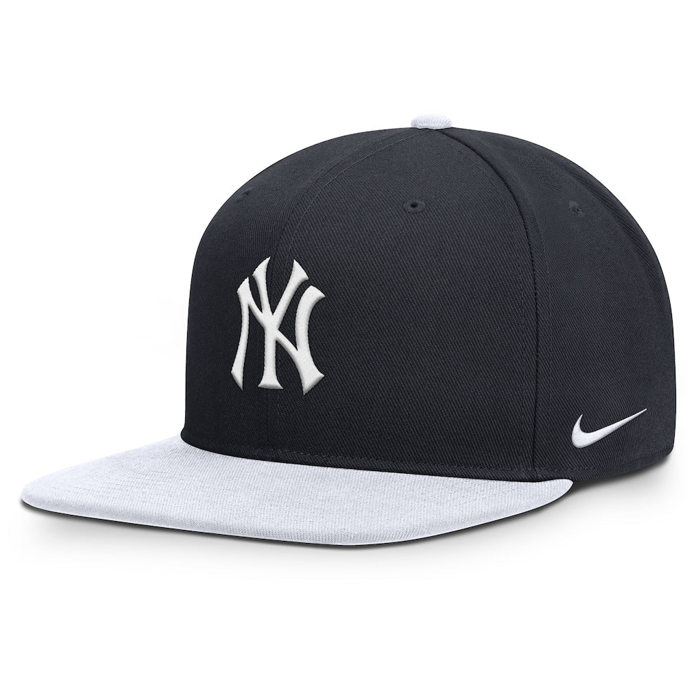 Nike New York Yankees Primetime Pro Dri - FIT Azul Marino y blanca - Mundogorrasgc