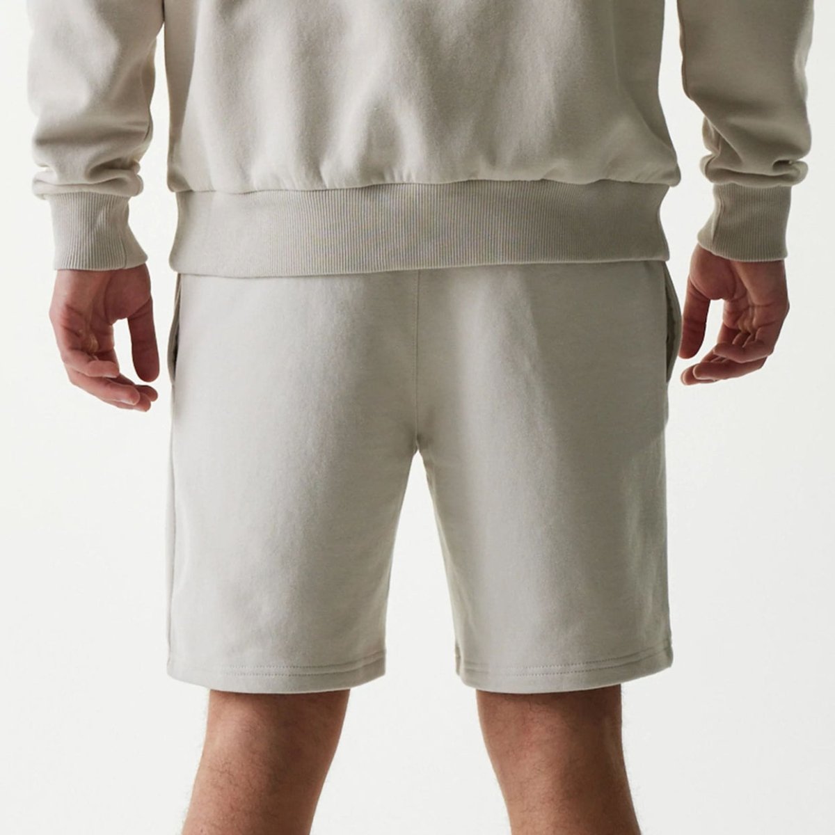 Pantalón corto crema NY new era polar cepillado - Mundogorrasgc
