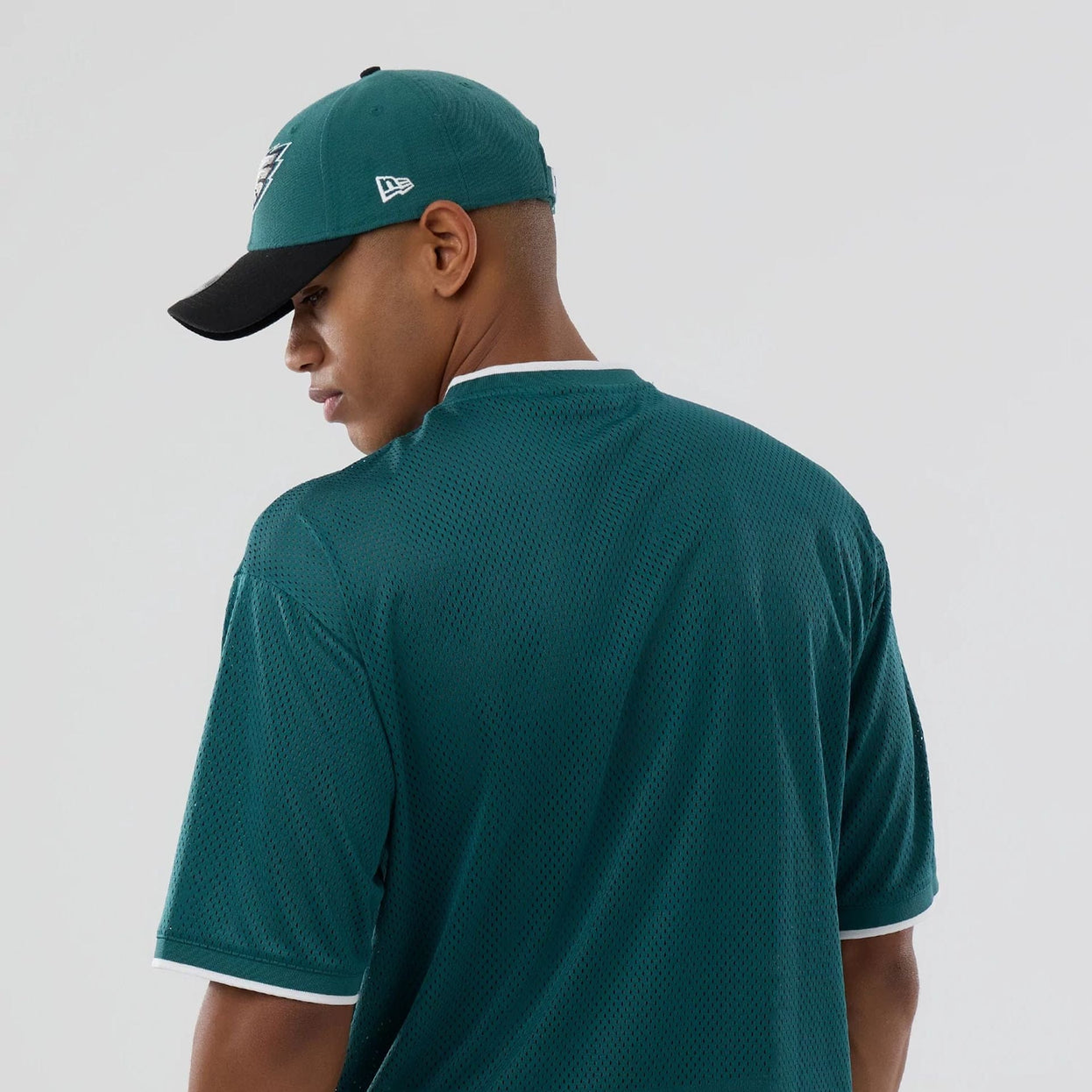 Camiseta New Era NFL Philadelphia Eagles Verde Oscuro Mesh Oversize