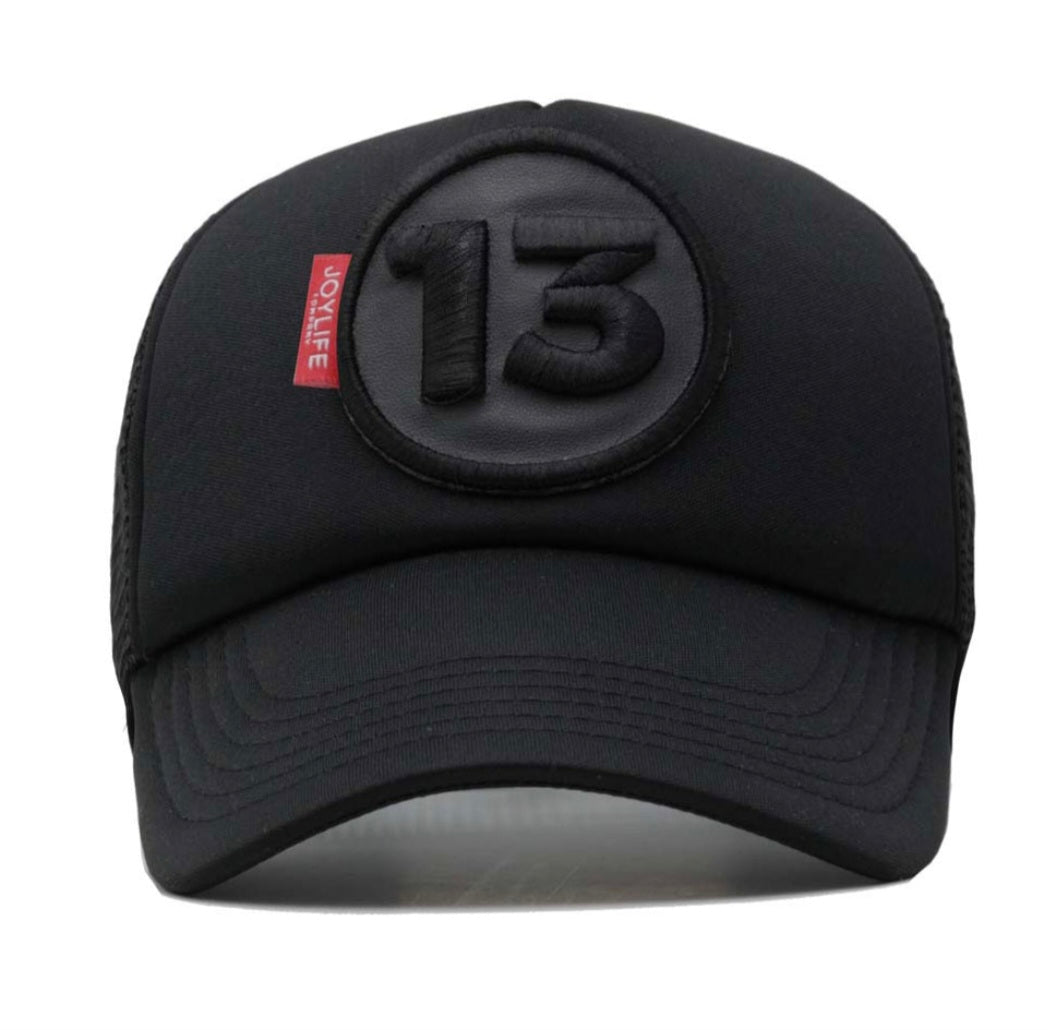 Gorra negra 13 THIRTEEN Joylife – trucker